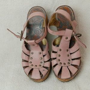 Fly london pink platform sandals